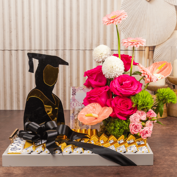 Graduate's Prestige Tray (For Her)