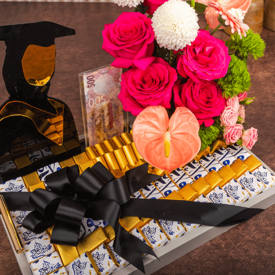 Graduate's Prestige Tray (For Her)